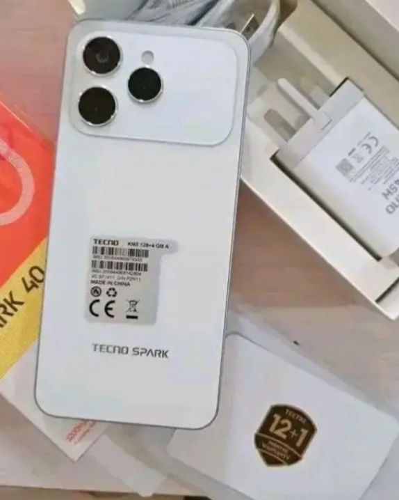 Tecno spark40