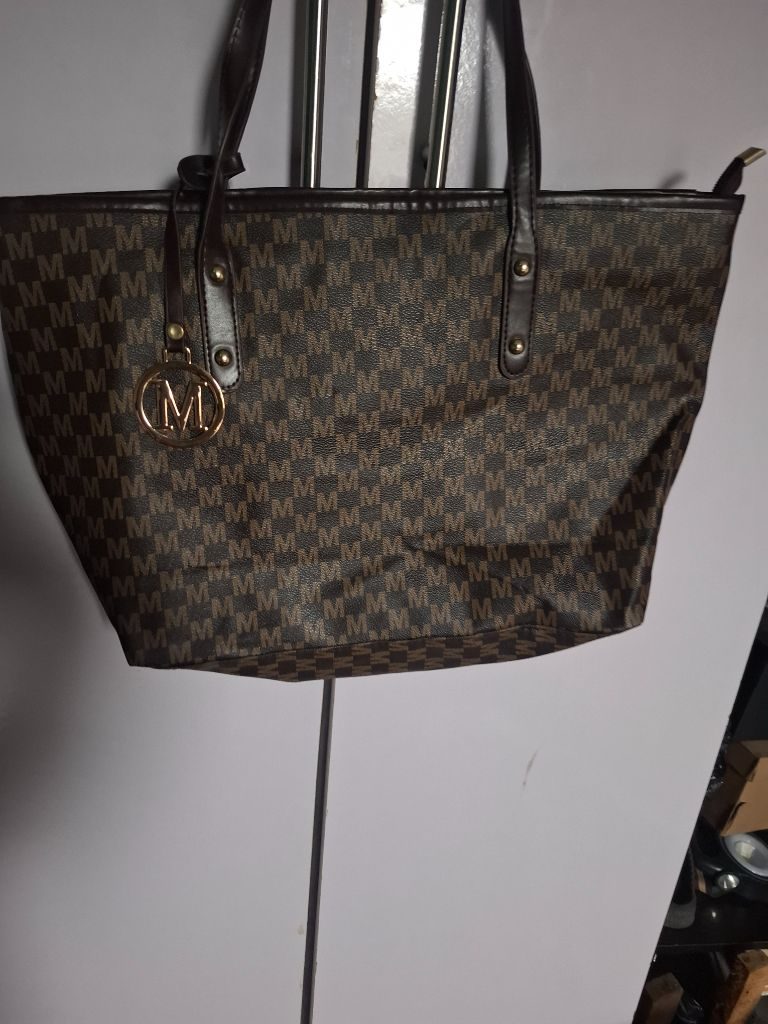 Ladies tote bags