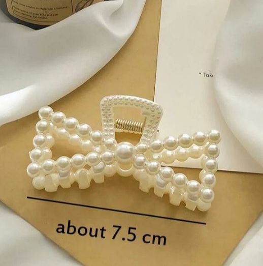 Pearl & Bow Hair Clips